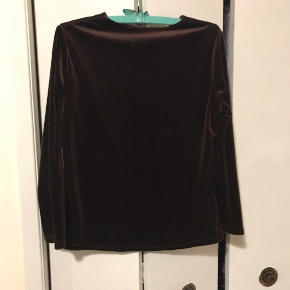 Ladies Long Sleeve Top Brown Color. $5.00 AS AN ADD ON